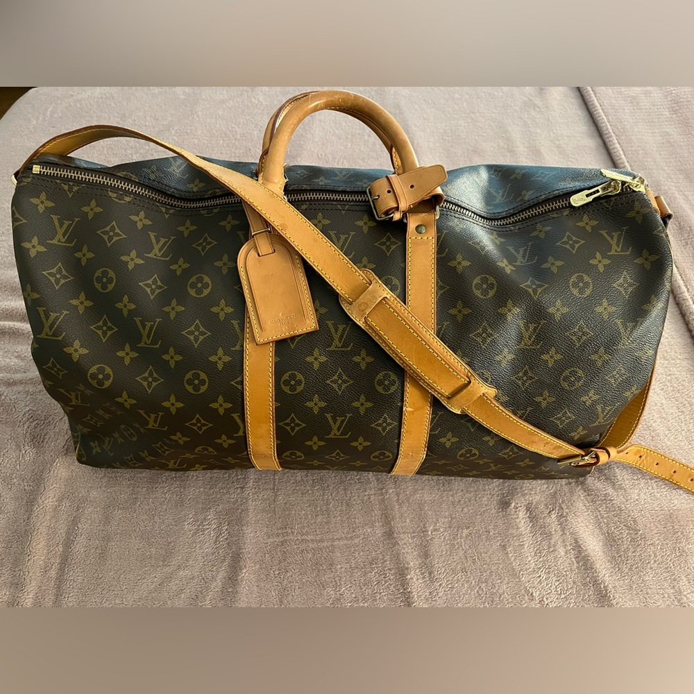 Authentic Vintage 90s Louis Vuitton Keepall 55 Bandouliere